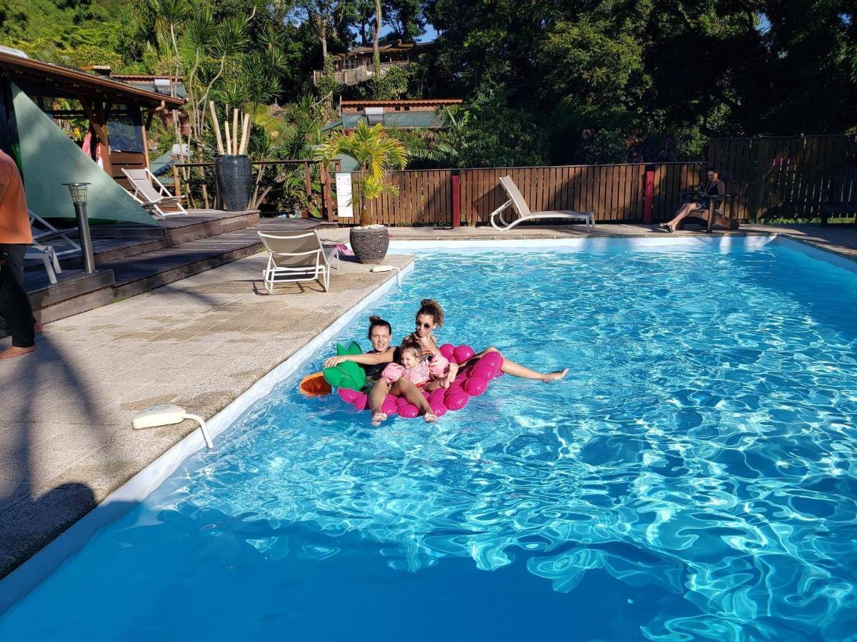 Les Bananes Vertes Ecolodges Saint-Claude Dış mekan fotoğraf