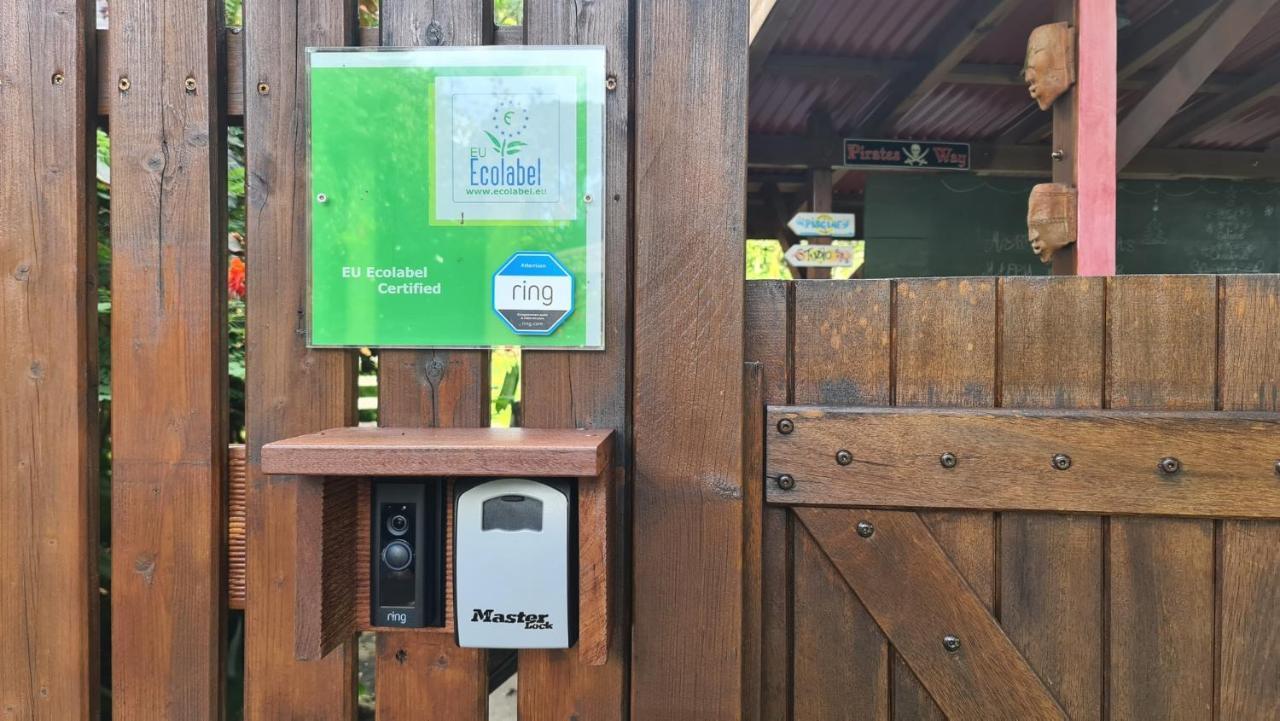 Les Bananes Vertes Ecolodges Saint-Claude Dış mekan fotoğraf
